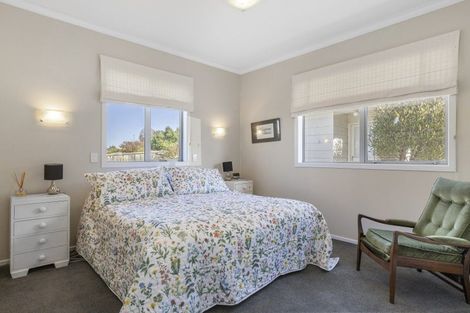 Photo of property in 10 Wakeman Road, Acacia Bay, Taupo, 3330