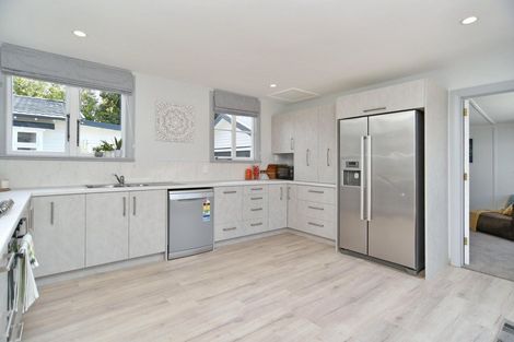 Photo of property in 18 Lionel Street, Avonside, Christchurch, 8061