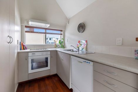 Photo of property in 34h Maunganui Road, Mount Maunganui, 3116