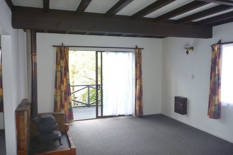 Photo of property in 2/20 Girrahween Drive, Totara Vale, Auckland, 0629