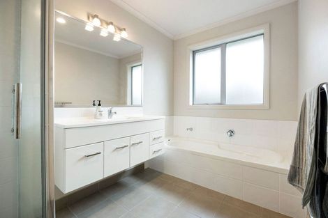 Photo of property in 18 Brancaster Place, Cambridge, 3434