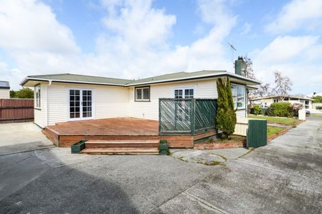 Photo of property in 27 Aspiring Avenue, Milson, Palmerston North, 4414