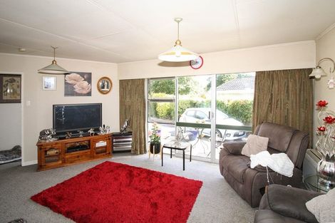 Photo of property in 78 Victoria Street, Carterton, 5713