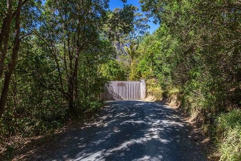 Photo of property in 142 Wade River Road, Wade Heads, Whangaparaoa, 0932