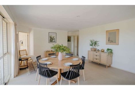 Photo of property in 2 Palm Drive, Kerikeri, 0294