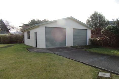 Photo of property in 2 Gorge Road, Waimate, 7924