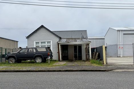 Photo of property in 8 Adderley Street, Westport, 7825