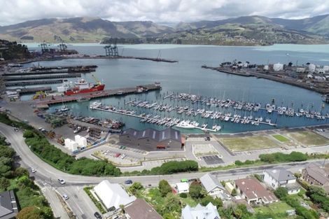 Photo of property in 18 Simeon Quay, Lyttelton, 8082
