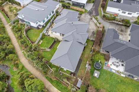 Photo of property in 21 Flotilla Place, Whitby, Porirua, 5024