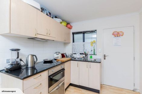 Photo of property in 21 Sapphire Place, Bayview, Auckland, 0629