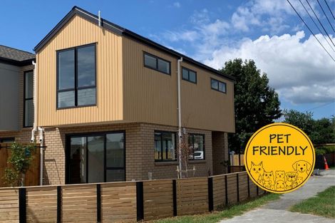 Photo of property in 1/103 Flanshaw Road, Te Atatu South, Auckland, 0610