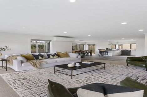 Photo of property in 17e Pakuranga Road, Pakuranga, Auckland, 2010