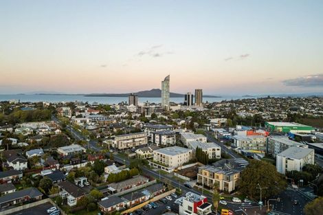 Photo of property in 4/70 Killarney Street, Takapuna, Auckland, 0622