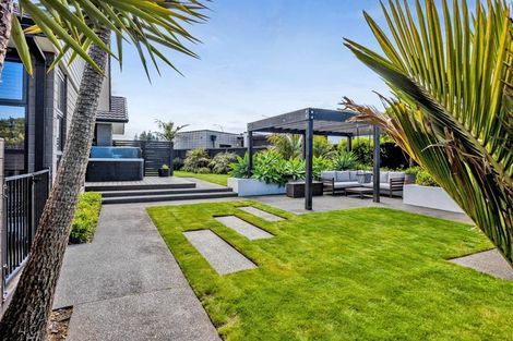 Photo of property in 5 Augusta Grove, Waiwhakaiho, New Plymouth, 4312