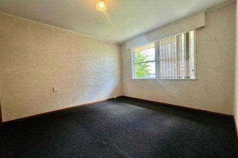 Photo of property in 3/77 Royal View Road, Te Atatu South, Auckland, 0610