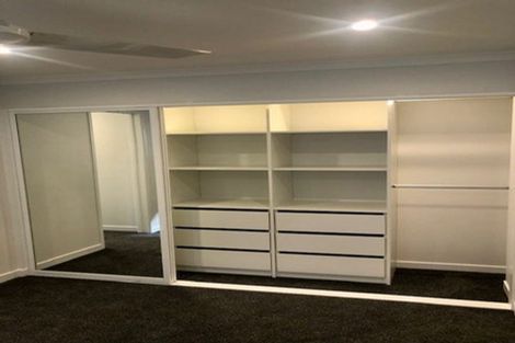 Photo of property in 20 Ensign Place, Hillcrest, Auckland, 0627