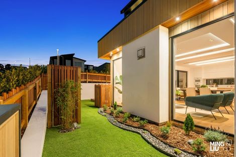 Photo of property in 34 Kumukumu Road, Long Bay, Auckland, 0630
