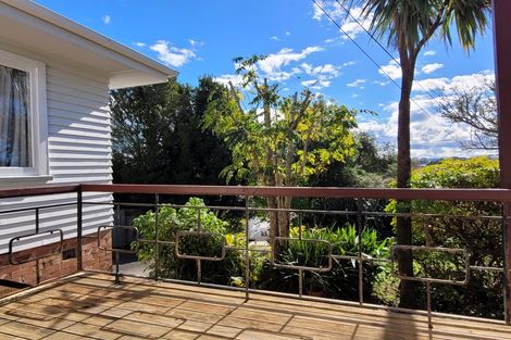 Photo of property in 45 Sylvan Crescent, Te Atatu South, Auckland, 0610