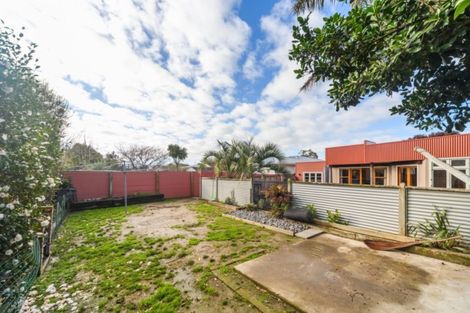 Photo of property in 42 Havill Street, Takaro, Palmerston North, 4410