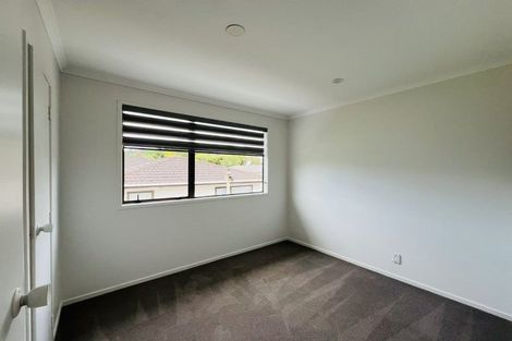Photo of property in 15 Aronia Way, Goodwood Heights, Auckland, 2105