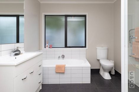 Photo of property in 25 School Road, Waimauku, 0881