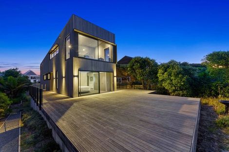 Photo of property in 7 Tutere Street, Waikanae Beach, Waikanae, 5036