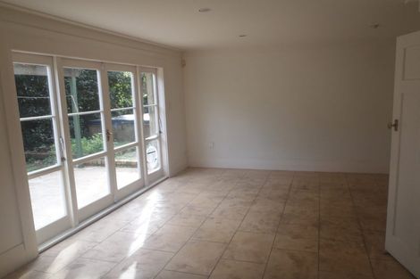 Photo of property in 42 Bassett Road, Remuera, Auckland, 1050