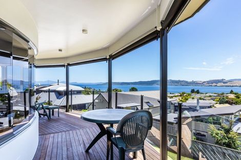 Photo of property in 10 Botanical Heights Drive, Waipahihi, Taupo, 3330