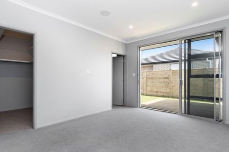 Photo of property in 19 Fearnley Grove, Pyes Pa, Tauranga, 3112