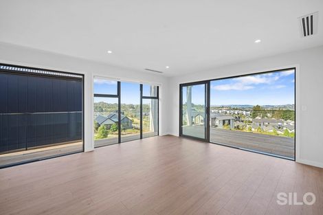 Photo of property in 35 Kikorangi Drive, Wainui, 0992