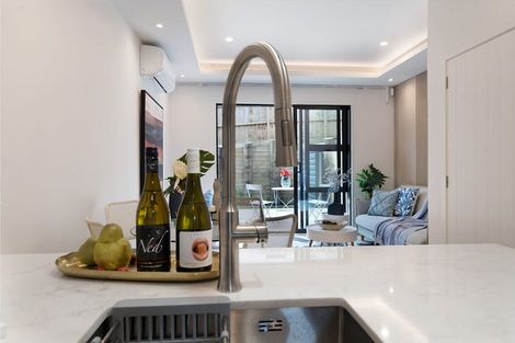 Photo of property in 7/52 Newington Road, Henderson, Auckland, 0612