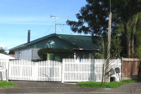 Photo of property in 22 Mile Place, Henderson, Auckland, 0612