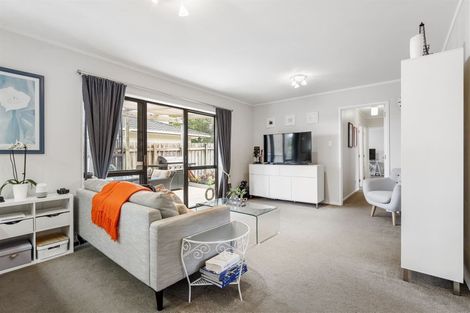 Photo of property in 34 Summermist Drive, Northpark, Auckland, 2013