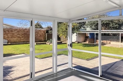 Photo of property in 2 Heath Street, St Andrews, Hamilton, 3200