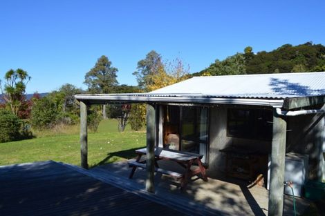 Photo of property in 22 Puriri Place, Tuateawa, Coromandel, 3583
