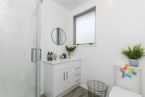 Photo of property in 178 Queens Drive, Lyall Bay, Wellington, 6022