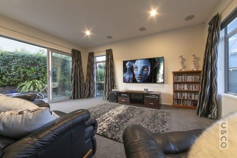 Photo of property in 1 Tauwaka Crescent, Riverhead, 0820