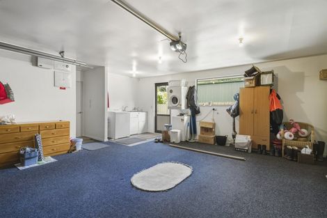 Photo of property in 11 North Foreland Street, Waihola, Milton, 9073