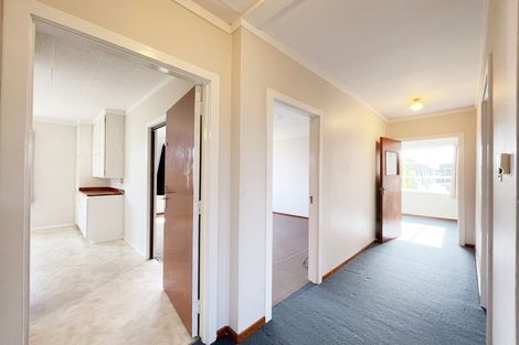 Photo of property in 34 Titirangi Road, New Lynn, Auckland, 0600