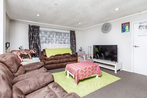 Photo of property in 70 Eban Avenue, Hillcrest, Auckland, 0627
