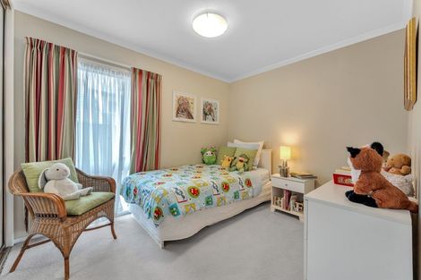 Photo of property in 24 Olena Avenue, Sunnyhills, Auckland, 2010