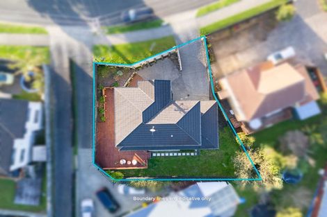 Photo of property in 230b Sturges Road, Henderson, Auckland, 0612