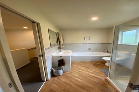 Photo of property in 3/48a Exmouth Road, Northcote, Auckland, 0627