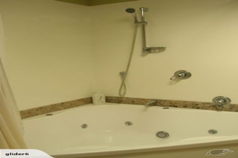 Photo of property in 5 Kaitawa Road, York Bay, Lower Hutt, 5013