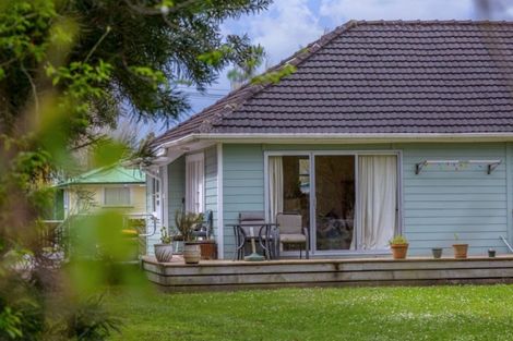 Photo of property in 110 Brandon Street, Featherston, 5710