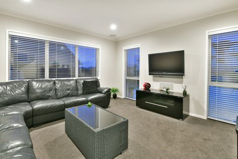 Photo of property in 34 Skipjack Pass, Silverdale, 0932