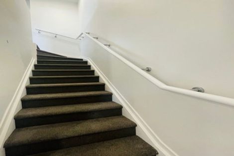 Photo of property in 250b Great North Road, Henderson, Auckland, 0612