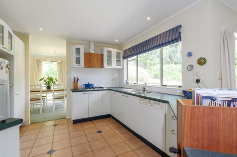 Photo of property in 338 East Coast Road, Sunnynook, Auckland, 0632