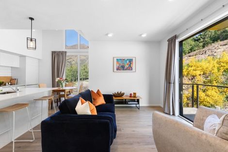 Photo of property in 17/20 George Bullen Lane, Arthurs Point, Queenstown, 9371