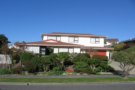 Photo of property in 28 Lakewood Avenue, Churton Park, Wellington, 6037